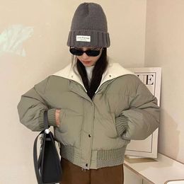 2023 Winter New Designer Big Flip Collar Fashion Down Coat Short White Duck Down Thickened Casual Coat Trend