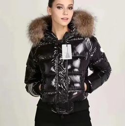 Doudoune Monclair Womens Down Coats Short Puffy Classic Downs Jackets Female Jacket Designer Tops Casual Fashion Windbreaker Warm Top Down Coats S-2XL