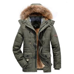 Mens Down Parkas Men Winter Windproof Hooded Thick Fleece Warm Parka Fashion Brand Coat Classic Casual Jacket Size 6XL 231129