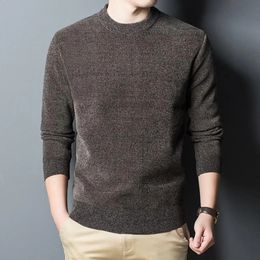 Men's Sweaters Comfortable Men Sweater Thick Knitted Round Neck Long Sleeves Casual Pullover for Home Office 231128