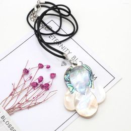 Pendant Necklaces Natural Shell Necklace Cabbage Shape Abalone White Black Wax Cord Charms For Jewellery Party Gift