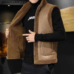 Men's Vests Winter New Lamb Wool Coat Warm Vest Men Fashion Casual Thicken Gilets Male Jacket Can Be Worn On Both Sides Sleeveless Waistcoat Q231129
