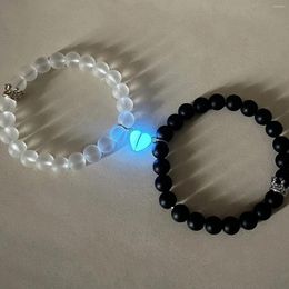 Link Bracelets 2PCS/Set Romantic Luminous Heart Magnetic Couple Bangles For Woman Men Charm Crown Bracelet Matching Lover Glowing Gifts