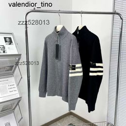 New Designer Cardigan sweater Cardigan Knit Stones Island Men's Fashion High quality sweater jacket Letter White Black clothing Zipper pullover mens womens Sweater