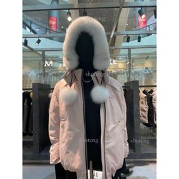 Canadian Gooses Puffer Jackets Women Designer Real Outdoor Scissors Puffer Thick Colla Real Wolf Fur Mooses Knuckles Jacket Hooded Fourrure 975 943