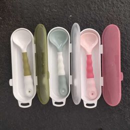 Cups Dishes Utensils Safe Baby Silicone Spoon Children Auxiliary Food Toddler Learn To Eat Training Bendable Soft Spoon Infant Tableware Soup Spoon P230314