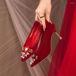 Dress Shoes Wine Red Suede Pointed Toe Stiletto High Heels 2023 Pearl Flower Decor Wedding Bridal Chinese Style Xiuhe