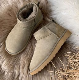 Designer boots Women Leather Braid Comfy Australia Booties Suede Sheepskin short mini bow khaki black white pink navy outdoor sneakers High quality shoes