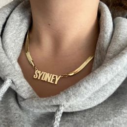 Pendant Necklaces KristenCo Custom Snake chain Necklace Name Personality Nameplate Jewellery Gift for Women Mom Girl 231128