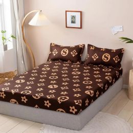 تصميم الأزياء ورقة السرير العصرية المنزلية مرتبة حامية الغبار الغطاء الغبار غير المنحدر مع ساحة الفراش أعلى F0087 210319