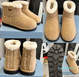 2023 Boots warm comfortable boot flat bottomed boots anti slip soles triangle boots high quality 35 42