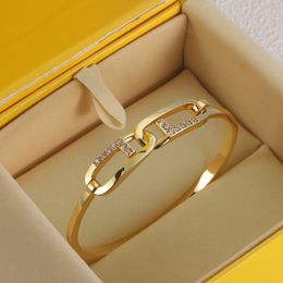 Womens Mens Designer Crystal Bracelet Jewellery Fashion Gold Silver Letter Luxury Bracelets For Women Jewellery Bangle Gifts Crystal Bangles