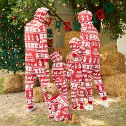 Family Matching Outfits PatPat Christmas Allover Red Print Long sleeve Hooded Zipper Onesies Pajamas Sets Flame Resistant 231129