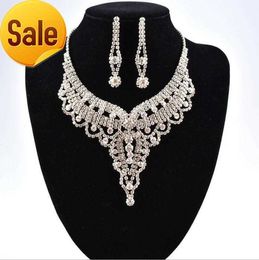 Simple New Wedding Jewelry Water Drop Crystal Collarbone Chain Necklace Set Bridal Jewelry Pearls Luxury Bracelets Necklace Earings LD016