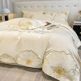 Bedding Sets Set Egyptian Cotton Floral Embroidery Quilt Cover Soft Duvet Bed 180 200cm Sheet 200 230 Elastic 220 240