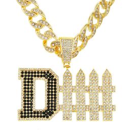 Новый кулон с полной бриллиантовой буквой, персонализированное креативное ожерелье с кубинской цепочкой, модные и крутые аксессуары
