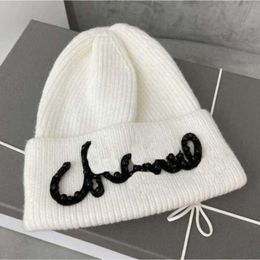 Bonnet Beanie Designer Hat Winter Bucket Hats Warm Curlywigs Cap Casquette Men's Caps Men Women Cc Letter Female Casual Ladies Sunshade Boy Girl Wool Headgear BCVK