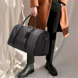 Classic Designers fashion duffel bags luxury men female travel bags leather handbag large capacity holdall carry on luggage overnight weekender bag with lock 41414