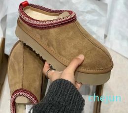 Designer Ankle Snow Boots Suede Wool Slip-on Shoes Sheepskin Classic Platform Boot Chestnut Ultra Mini Short Slides