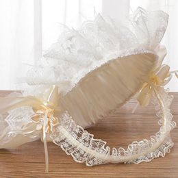 Storage Bottles Petal Basket Chic Reusable Undeformable Lace Decoration Handle Wedding For Celebrate Flower