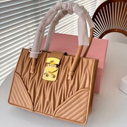 mumi shoulder bag designer bag Women designers luxury bag Fashion Classic solid color handbag totes with dust bag 231115