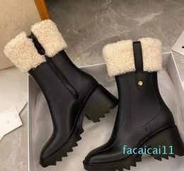 Women Betty PVC Boots Beeled Fur High heels Knee-high tall Rain Boot Waterproof Welly Rubber Soles Platform Shoes Outdoor RainshoesLuxury