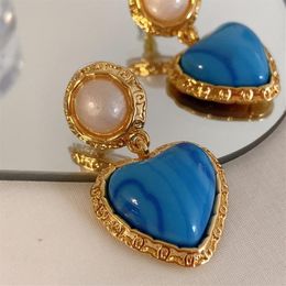 Stud Retro Earring For Women French Style Blue Heart Pendant With Pearl Aros Charm Lady Luxury Gift Jewellery 2021236D