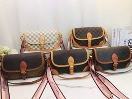 40780 Designer Messenger Bag Crossbody Bag Oxidised Leather Shoulder Bag Purse Luxury Shoulder Bag Sacoche Handbag Designer Back Leather straddle Women's purse