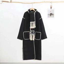 Women's Wool Blends Long Coats for Women Fashion Embroidery Woolen Warm with Scarf Autumn Pocket Overcoats Female Elegant Lady Chic Street Outerwear 231129