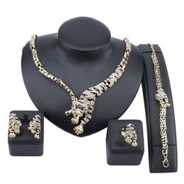 Exquisite Dubai Gold Tiger Crystal Jewellery Set Luxury Nigerian Woman Wedding Costume Design Necklace Earring Ring Bracelet Set195T