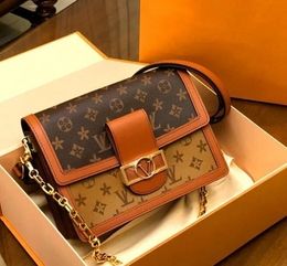 top Borse a tracolla DAUPHINE borse a catena moda crossbody donna Luxurys Designer Leather hobo Totes Messenger bag Wallet