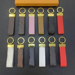 High Quality leather Keychain Classic Exquisite Luxury Designer Car Keyring340P