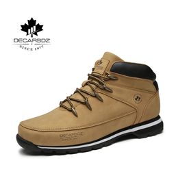 Boots DECARSDZ Autumn Winter Men Fashion Casual Shoes Comfy Outdoor Warm Snow Brand Leather Sneakers 231130