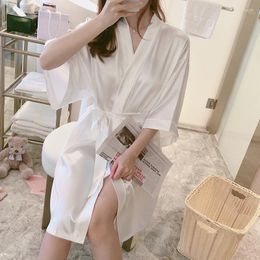 Women's Sleepwear Sexy Wedding Dressing Gown Women Short Satin Bride Robe Belt Silk Kimono Bathrobe Summer Bridesmaid Nightwear Plus Size