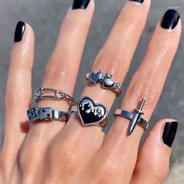 Cluster Rings Five-piece Black Love Dice Ring Set Trend Design Sense Punk Personality Retro Jewellery Female Couple