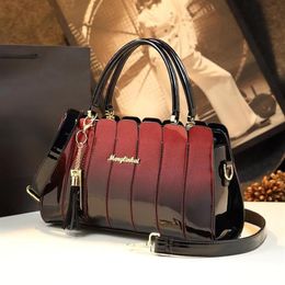 Evening Bags Fashion Atmospheric Patent Leather Messenger Bag Handbag Women Shoulder High Quality Casual Tote Ladies Party Crossbo235D