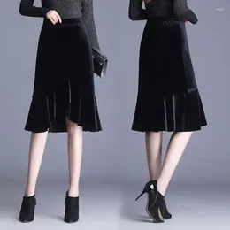 Skirts 2023 Autumn And Winter Velvet Fashion Skirt Slim Elegant High Waist Fishtail Mid Length A Line Wrap Hip C49