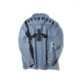 Men's Jackets Autumn Japan Style Hip Hop Denim Jacket Men Bee Embroidery Casual Loose Coats