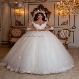 Laceful Princess Queen Wedding Dress Sheer Neck Ball Gown Fluffy Tulle Lace Church Bridal Dress Elegant Saudi Arabic Country Bride Dress With Sleeves Robe De Mariage