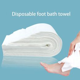 Bath Towel 190 Pcs Non-Woven Towel for Outdoor Travel 28 x 58cm Travel Towel Non-Woven SPA Salon Towel Beauty Foot Bath Disposable Towel 231129