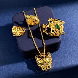 Wedding Jewelry Sets Luxury Brand Fashion 18K Gold Color Women Set Smooth Hollow Green Eye Leopard Head Necklace Earrings Ring Pendant Chain 231130