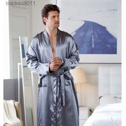 Men's Robes Plus Size Sleepwear Kimono Bath Robe Gown Grey Long Sle V-Neck Nightwear with Belt Pocket Spring Summer Men Home Clothes L231130