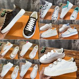 Time Out Sneaker Designer Sneaker Luxury Woman Casual Shoes Calfskin Leather Sneaker Lady Flat Designer Trainers Letters Embossed Luxury Sneakers Size 35-41