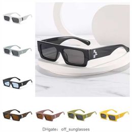 Fashion w Sunglasses Luxury White Mens and Womens Uv400 Generous Full Frame Large Plate Protective Glasses High-quality s 2239 Random Box 6lsx