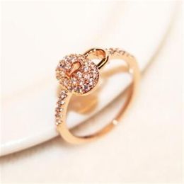 Luxury Cubic Zirconia Ring Rose Gold Plated Lock Charms Ring for Women Vintage Finger Ring Wedding Party Bride Costume Jewelry237k