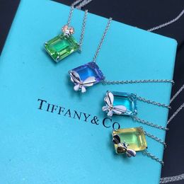 New V Gold Butterfly Platinum Personalized Necklace Women&#039;s Sea Blue Treasure Zircon Collar Chain Pendant Instagram Stylegift for women with box