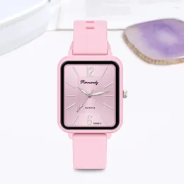 Wristwatches Fashion Lady S Watches Leisure Black Watch Simple Women Quartz Sports Silicone Strap Ladies Clock