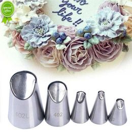 New 5Pcs/Set Chrysanthemum Flower Icing Piping Nozzles Tips Cake Decoration Tools Kitchen Pastry Cupcake Baking Pastry Tools