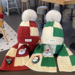 Czapki kapelusze dziecięce świąteczne kapelusz szalik dwuczęściowy zestaw zimowy dziecko modne ciepłe chłopcy i Dziewczęta Knitowa szyja 231129