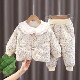 Clothing Sets Baby Girls Cotton Padded Jacket Set Winter Thick Warm Floral Print Quilted Coat Pants 2 Piece Cute Kids Casual Clothes 231130